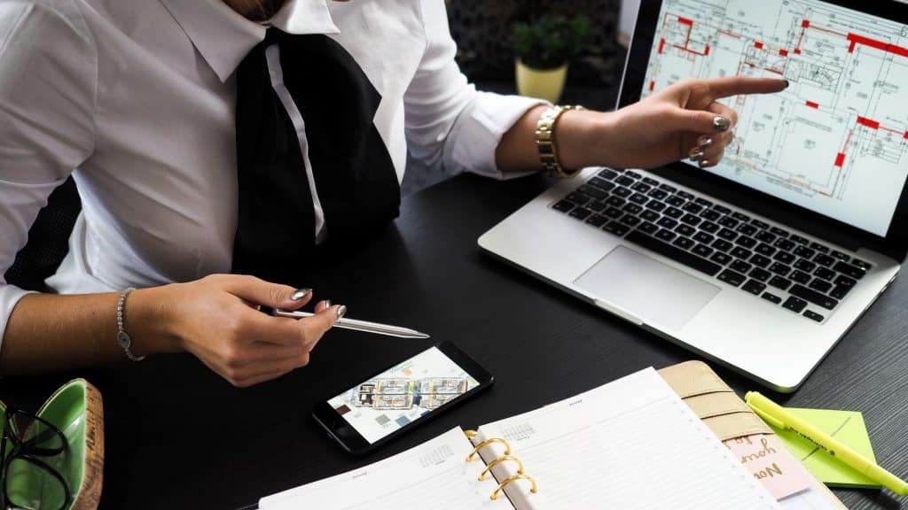 woman entrepreneur working on her finances