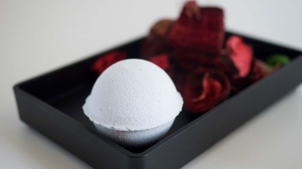 bath bomb packaging design