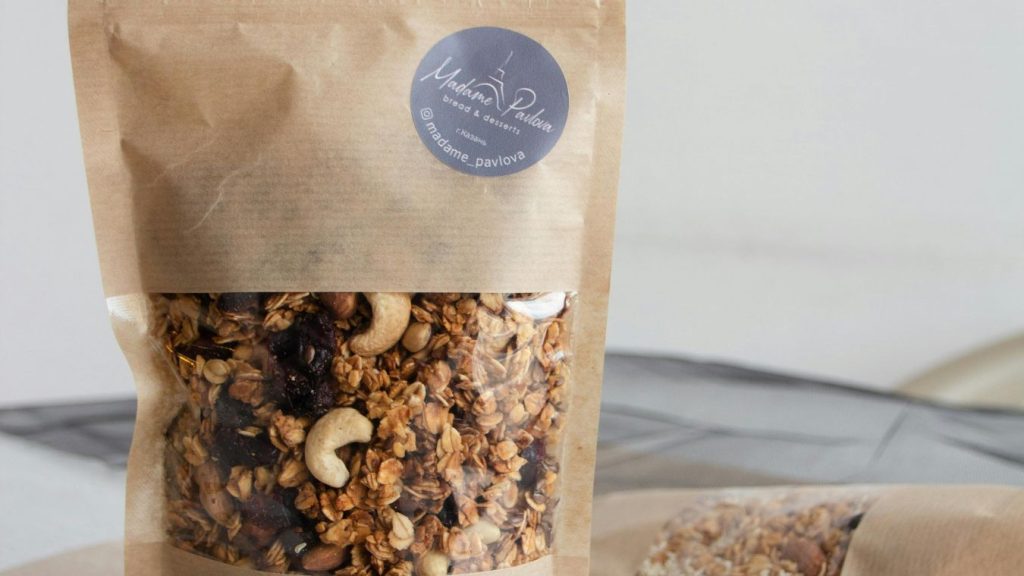 Resealable packaging for a healthy snack
